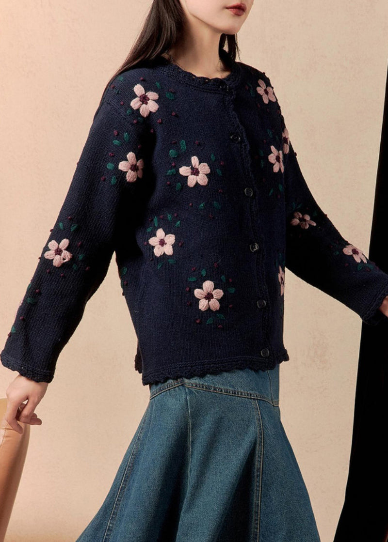 Effortlessly Elegant Coat with a Timeless Design