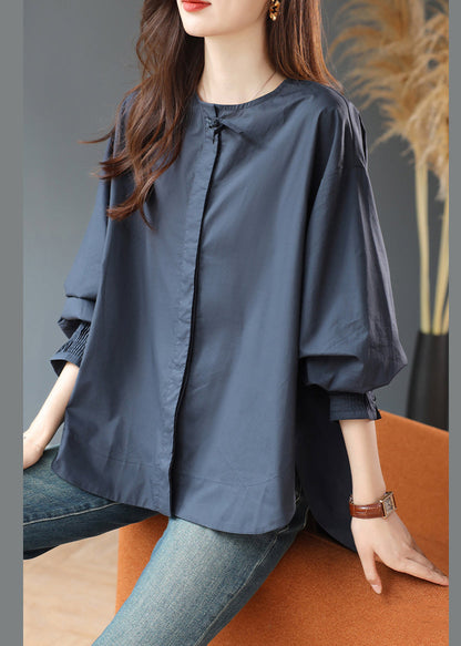 Beautifully Finished Blouse in a Timeless Design