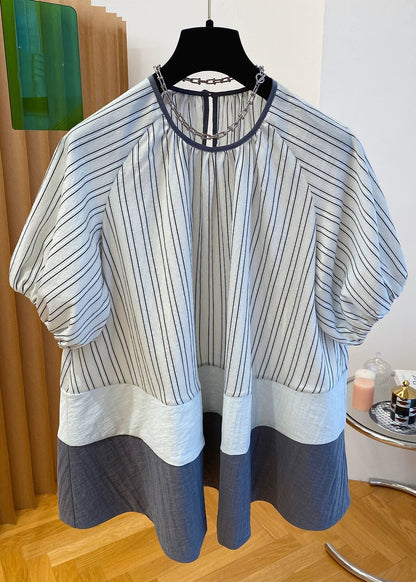 Effortlessly Elegant Shirt with a Timeless Design