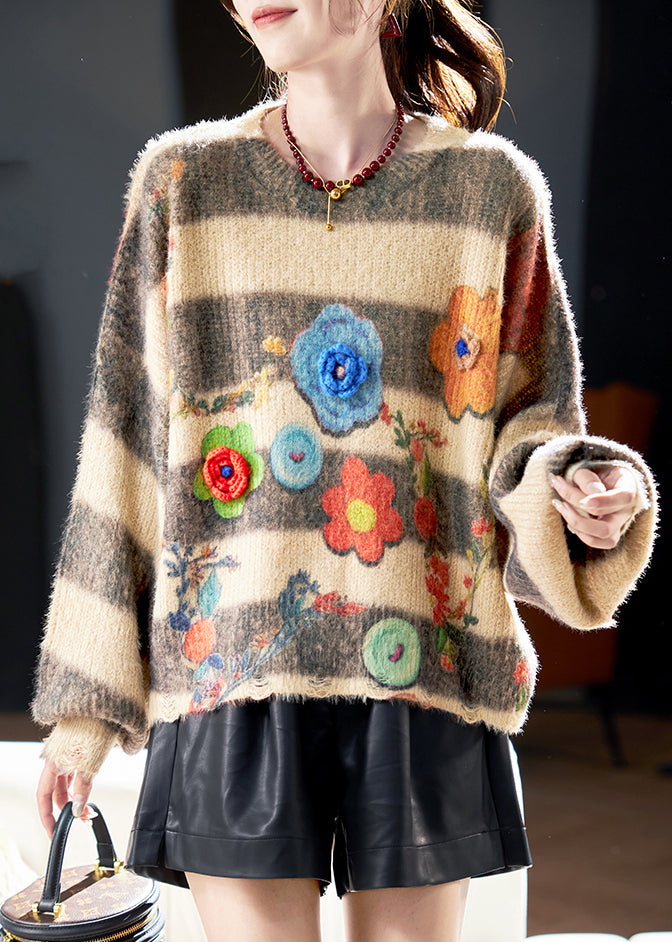 Beautifully Finished Sweater in a Timeless Design