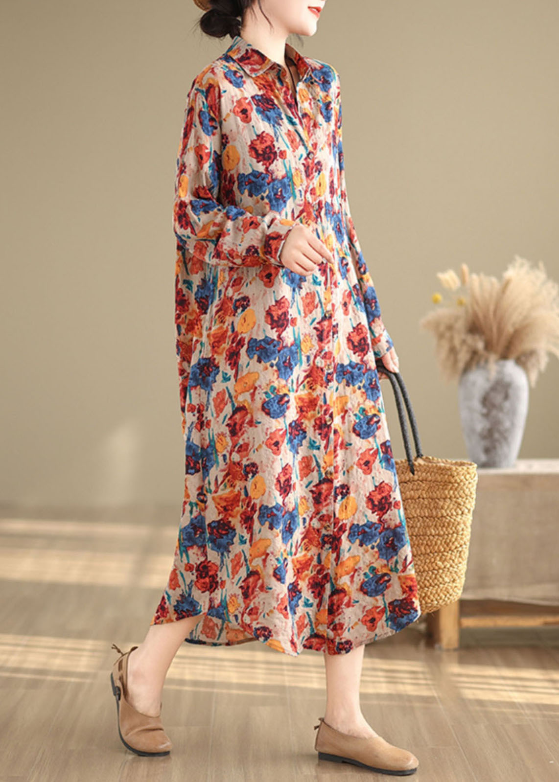 Well Tailored Cardigan with a Graceful Silhouette