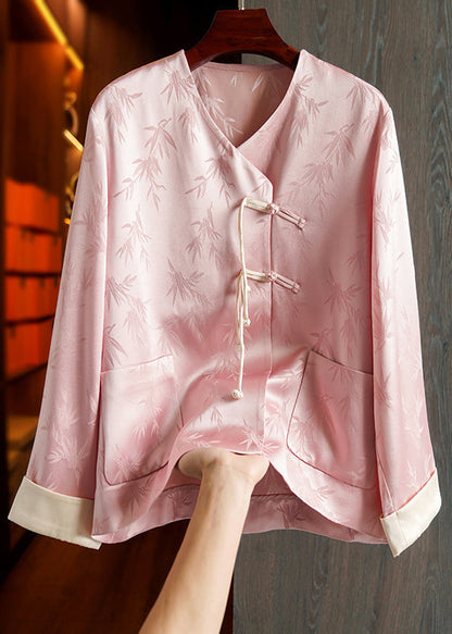 Gracefully Styled Coat for Any Occasion