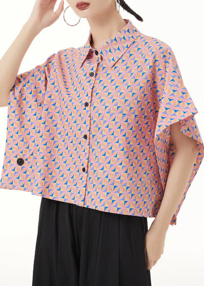 Classic Vintage Shirt with a Flattering Fit