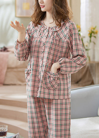 Classic Vintage Shirt with a Flattering Fit