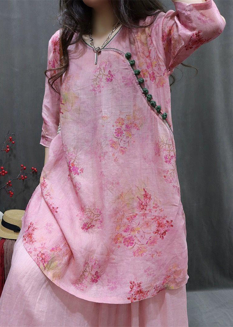 Beautifully Crafted Blouse in a Classic Style