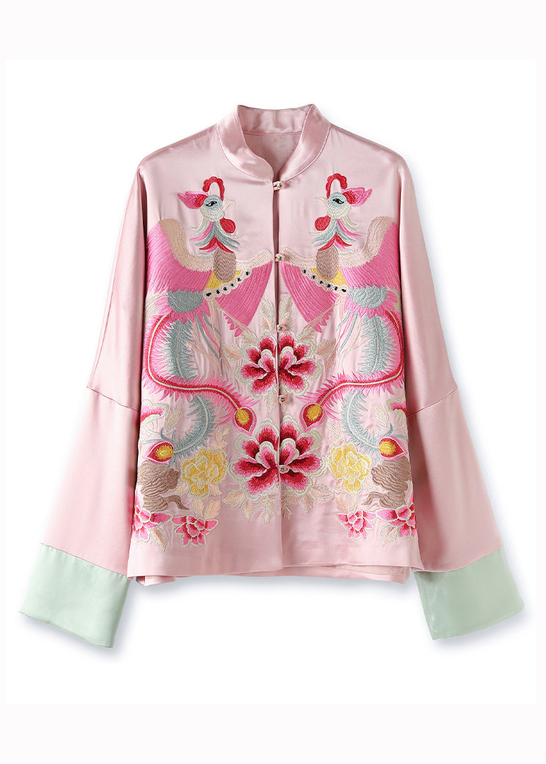Beautifully Finished Coat in a Timeless Design