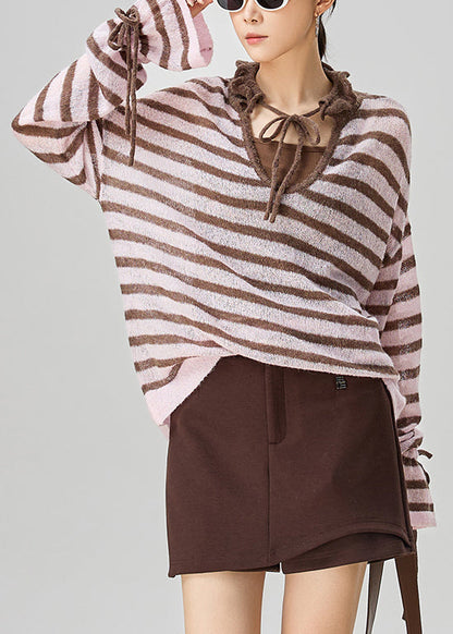 Classic Vintage Sweater with a Flattering Fit