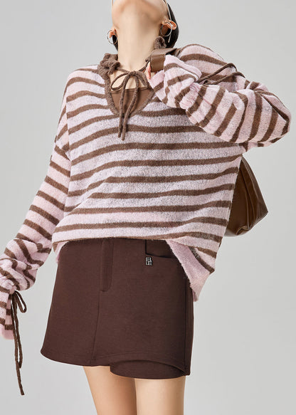 Classic Vintage Sweater with a Flattering Fit