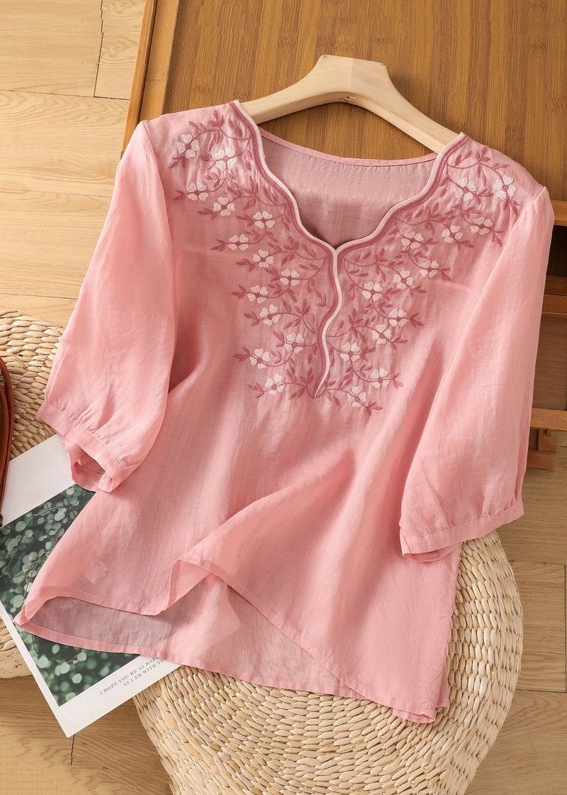Classic Vintage & Enduringly Stylish Blouse