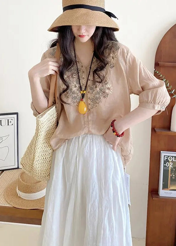 Classic Vintage Shirt with a Flattering Fit