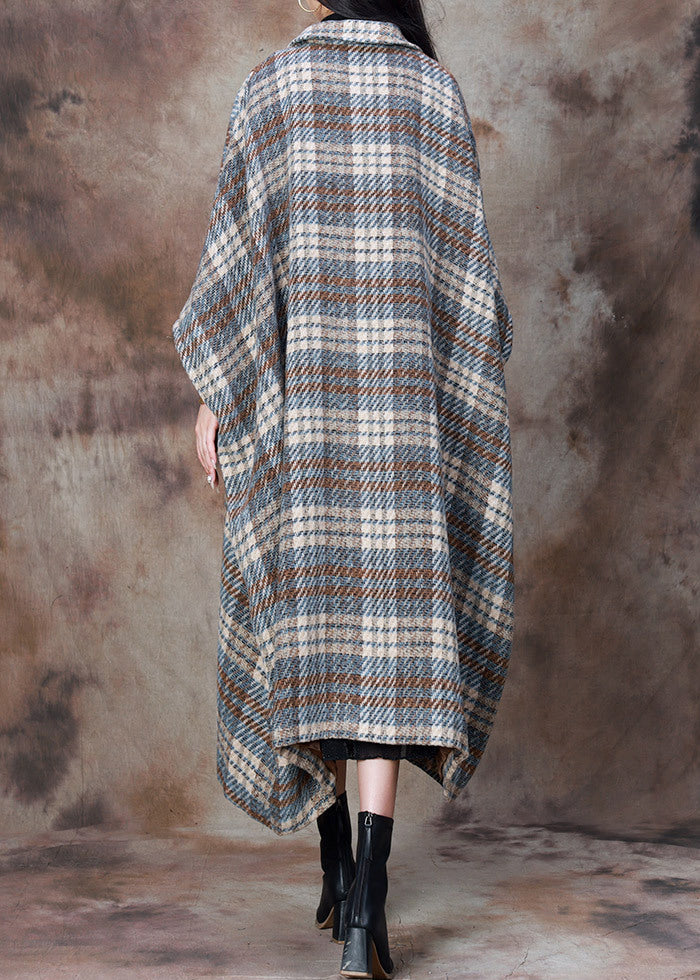Gracefully Styled Coat for Any Occasion