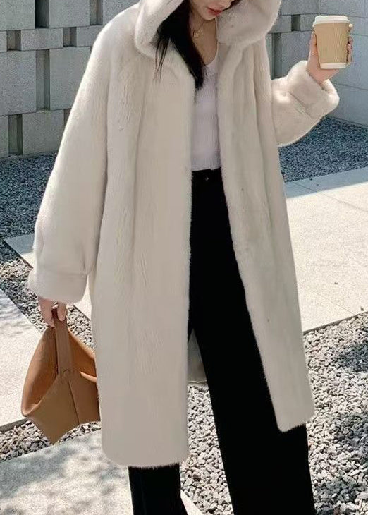 Elegantly Styled Coat for Everyday Wear
