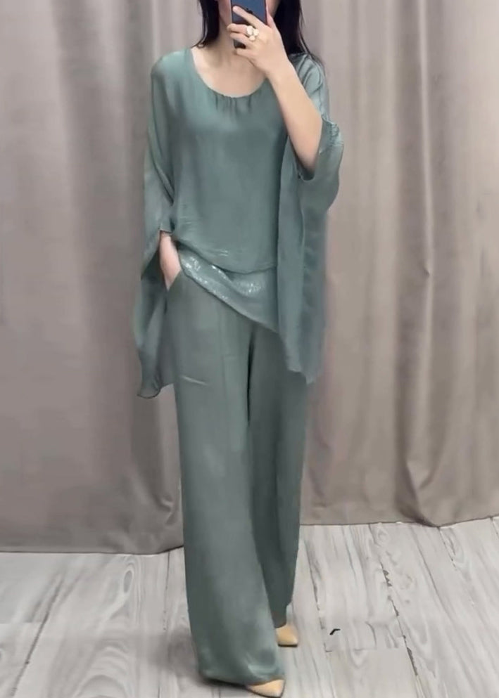 Beautifully Finished Pants in a Timeless Design