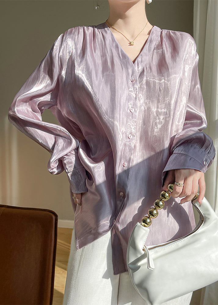 Well Tailored Shirt with a Graceful Silhouette