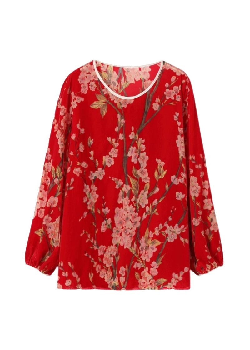 Well Tailored Top with a Graceful Silhouette