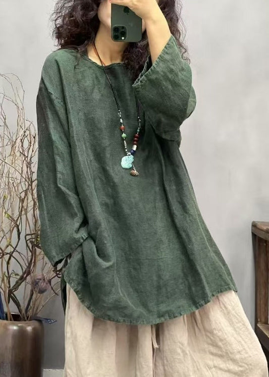 Classic Vintage Shirt with a Flattering Fit