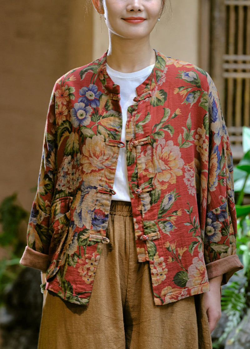 Well Tailored Blouse with a Graceful Silhouette