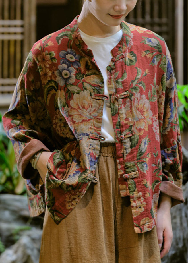 Well Tailored Blouse with a Graceful Silhouette