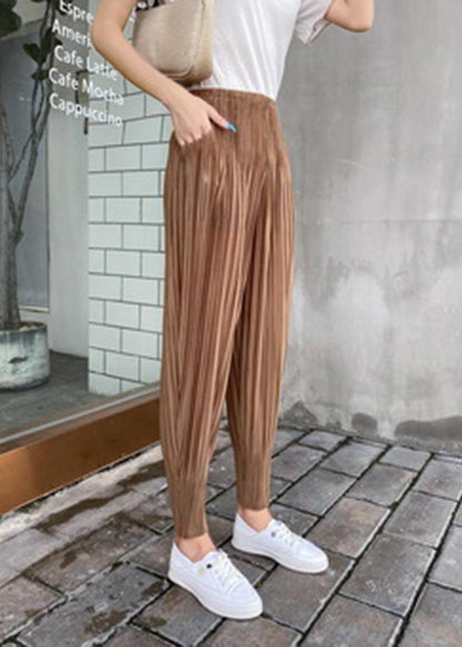 Gracefully Styled Trousers for Any Occasion