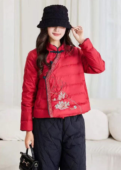 Well Tailored Coat with a Graceful Silhouette