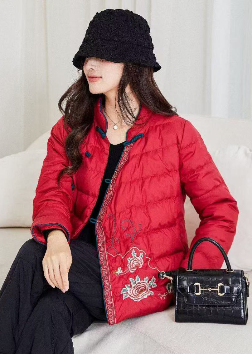 Well Tailored Coat with a Graceful Silhouette