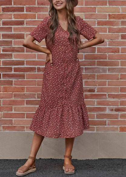 Effortlessly Elegant Dress with a Timeless Design