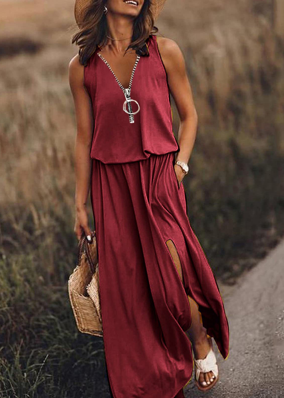 Beautifully Finished Dress in a Timeless Design