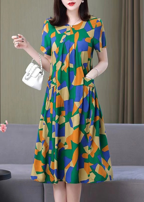 Sophisticated Dress with a Clean Classic Look