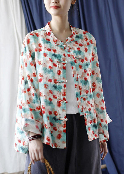 Classic Vintage Blouse with a Flattering Fit