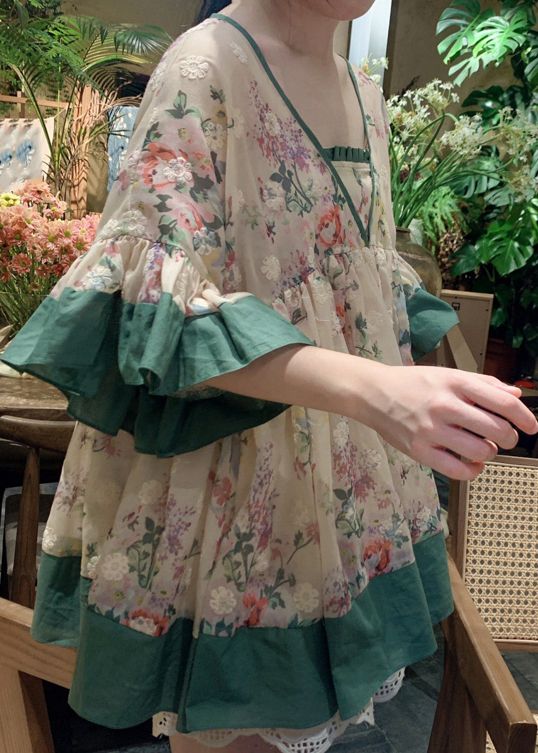 Effortlessly Elegant Shirt with a Timeless Design