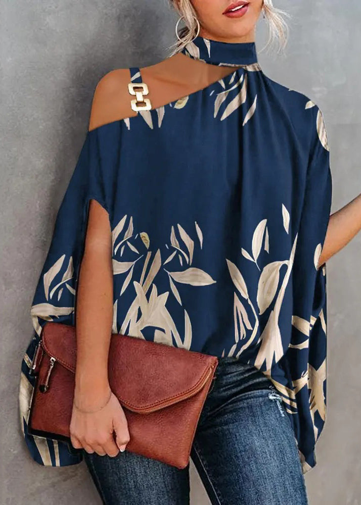 Sophisticated Blouse with a Clean Classic Look