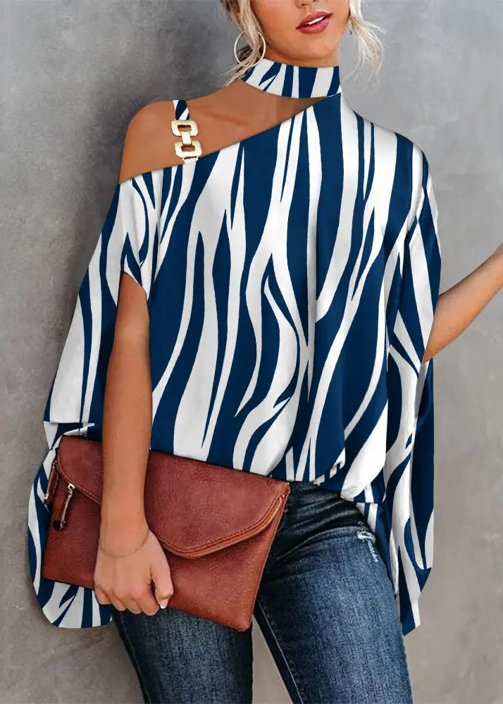 Sophisticated Blouse with a Clean Classic Look