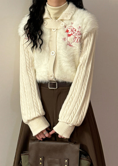 A Vintage Style Coat with Delicate Timeless Details