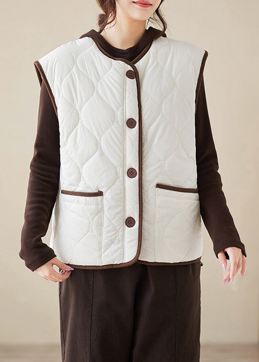 Elegantly Styled Coat for Everyday Wear