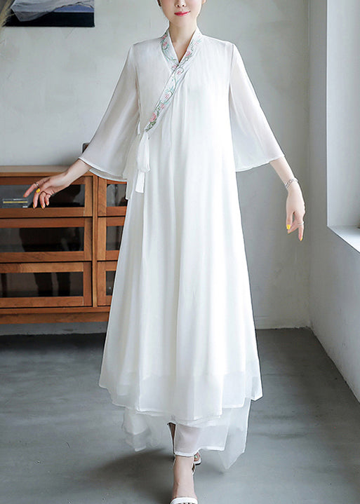A Vintage Style Dress with Delicate Timeless Details