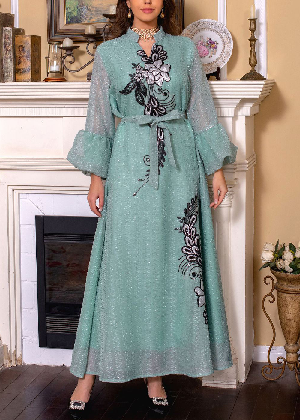 Polished Dress with an Effortless Classic Look