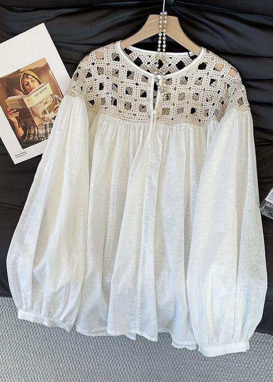 Classic Vintage Blouse with a Flattering Fit