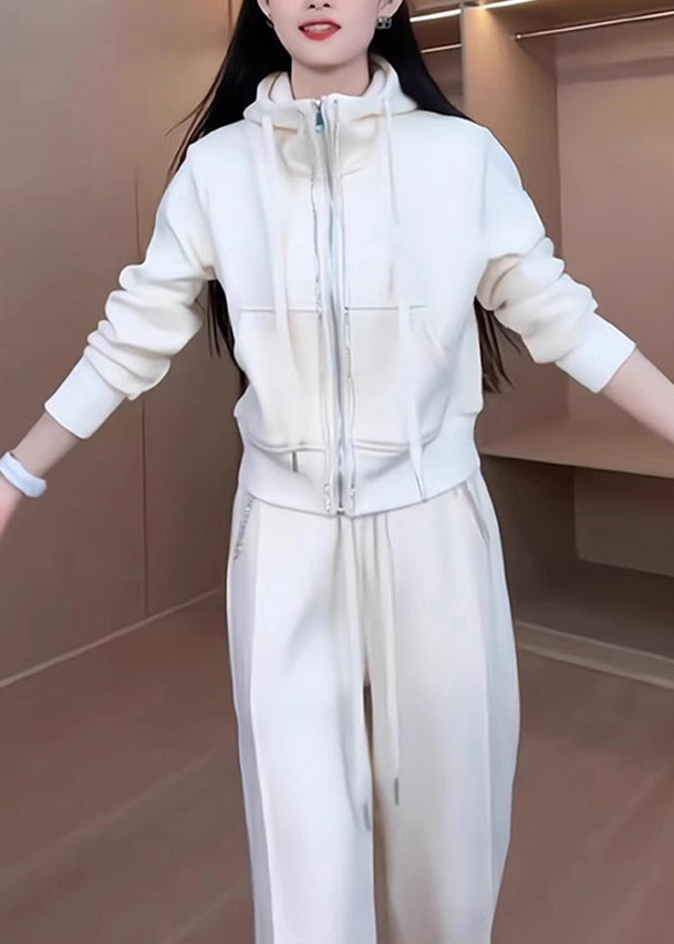 Elegantly Styled Pants for Everyday Wear