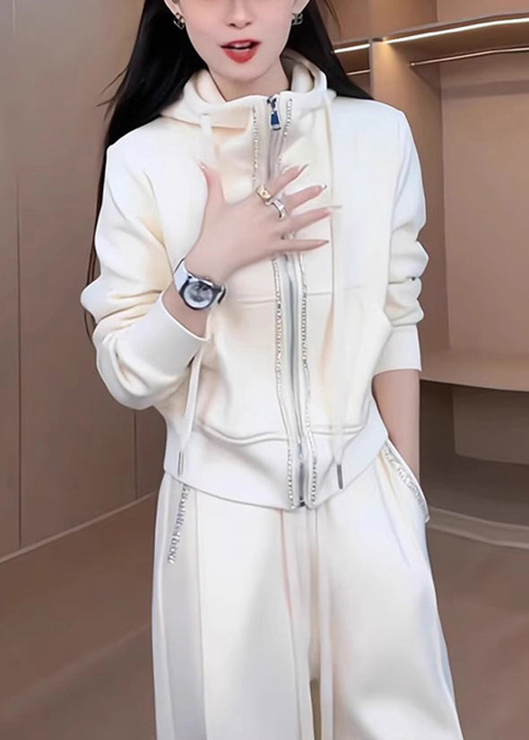 Elegantly Styled Pants for Everyday Wear