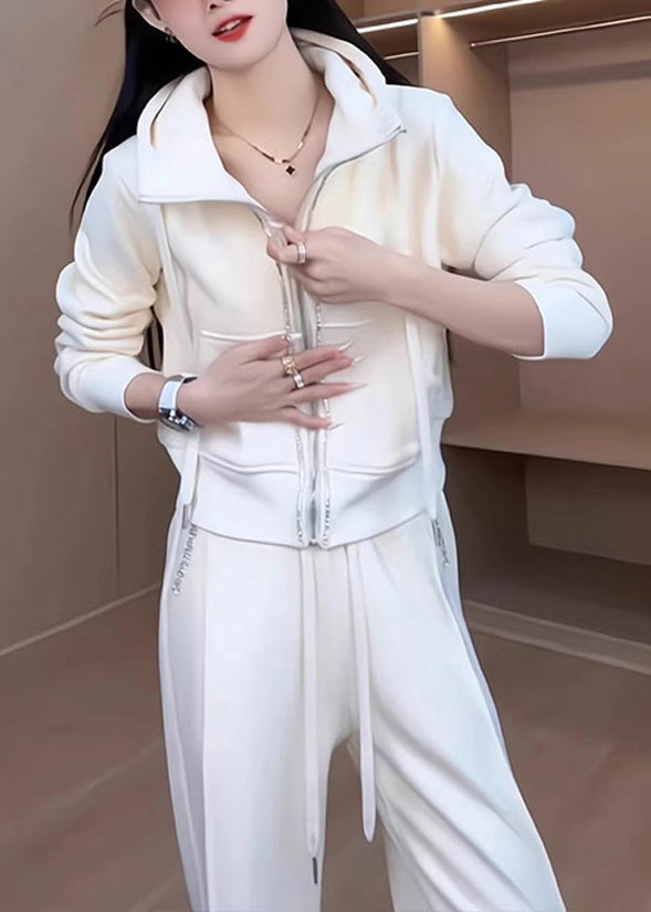 Elegantly Styled Pants for Everyday Wear