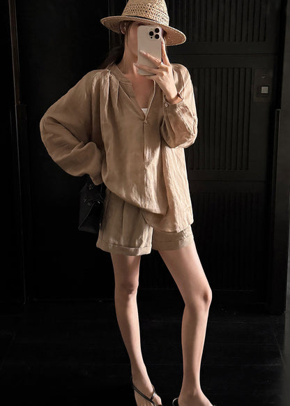 Beautifully Finished Top in a Timeless Design