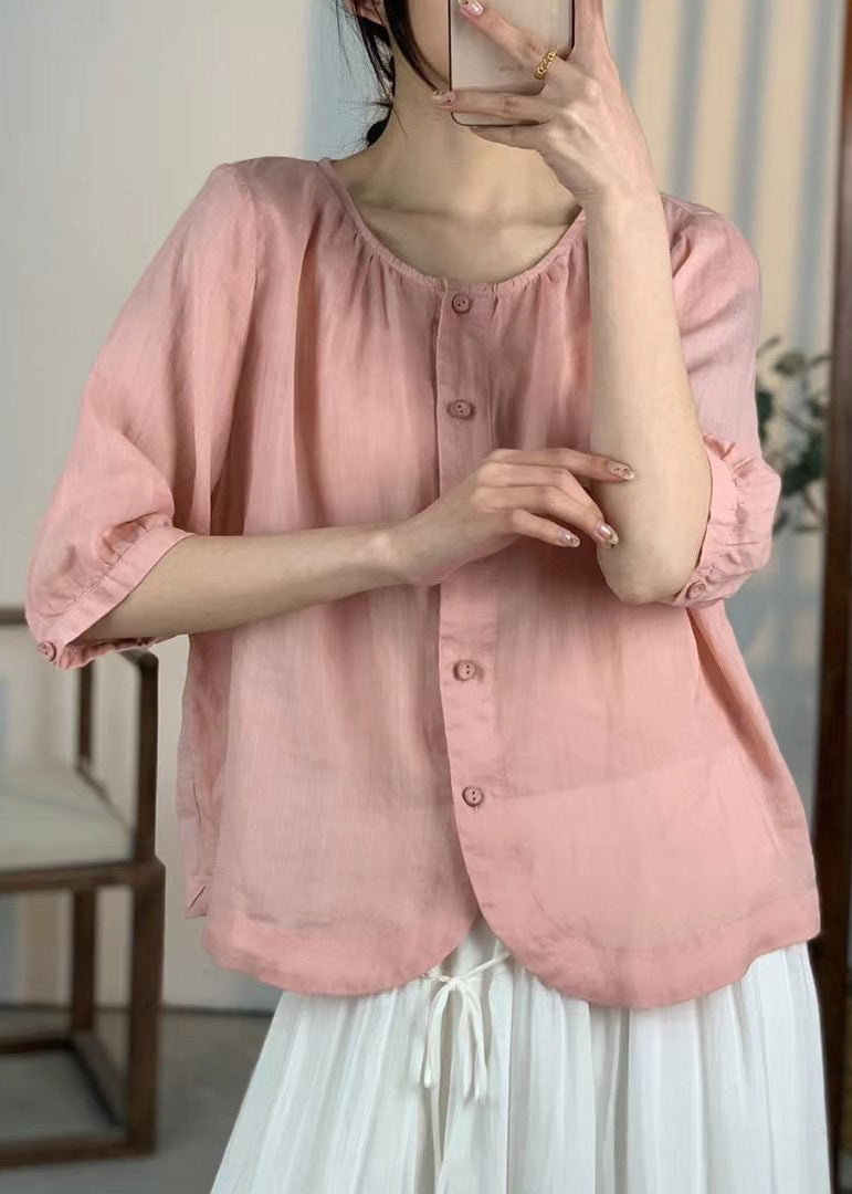 Well Tailored Shirt with a Graceful Silhouette