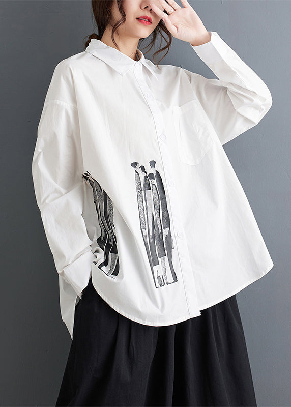 Classic Vintage Blouse with a Flattering Fit