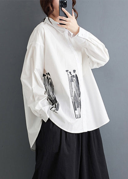 Classic Vintage Blouse with a Flattering Fit
