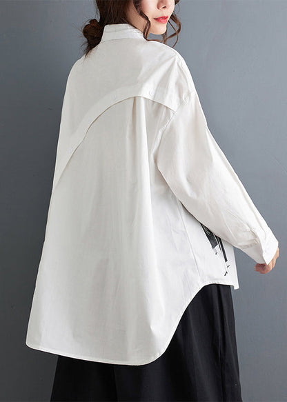 Classic Vintage Blouse with a Flattering Fit