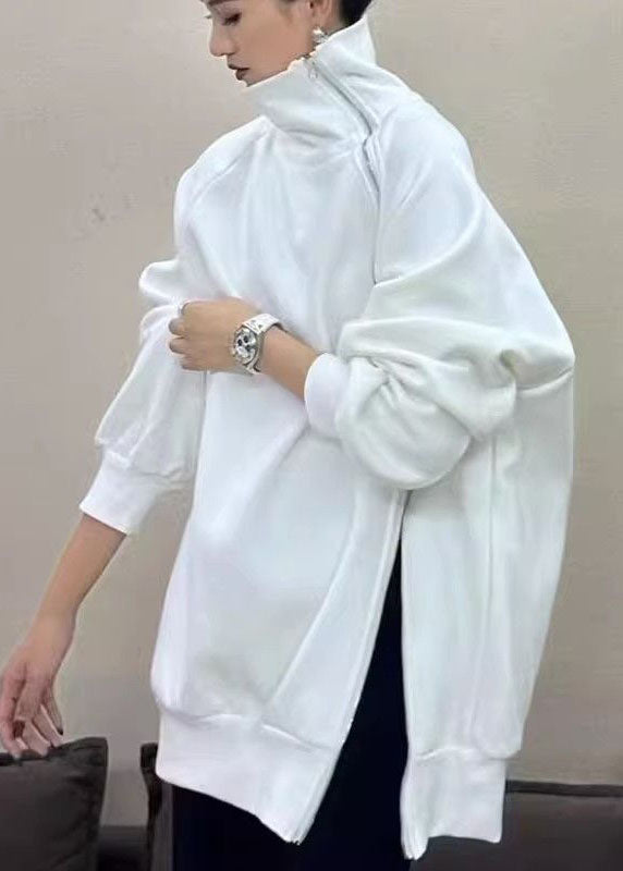 Gracefully Styled Pullover for Any Occasion