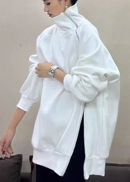 Gracefully Styled Pullover for Any Occasion