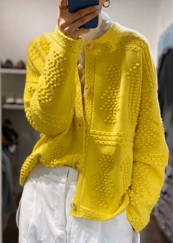 Elegantly Styled Coat for Everyday Wear