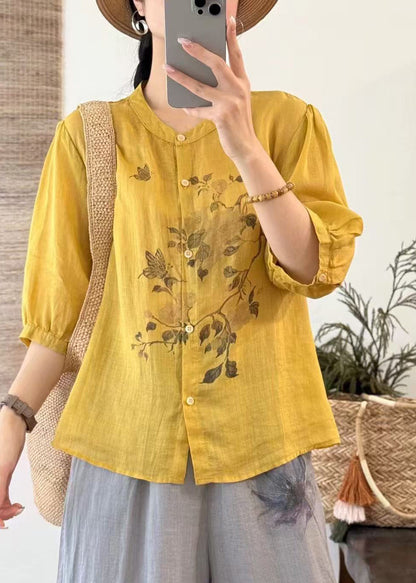 Classic Vintage Shirt with a Flattering Fit