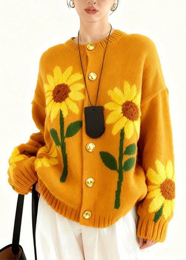 Well Tailored Cardigan with a Graceful Silhouette